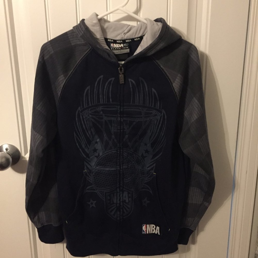 Boy's NBA Zip-Up Hoodie Size Large